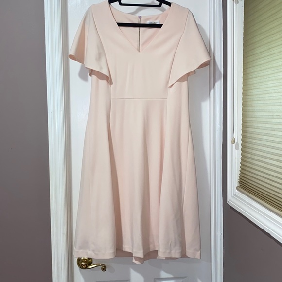 CALVIN KLEIN Blush Pink Short Sleeve Dress - SIZE 12 - Picture 1 of 7